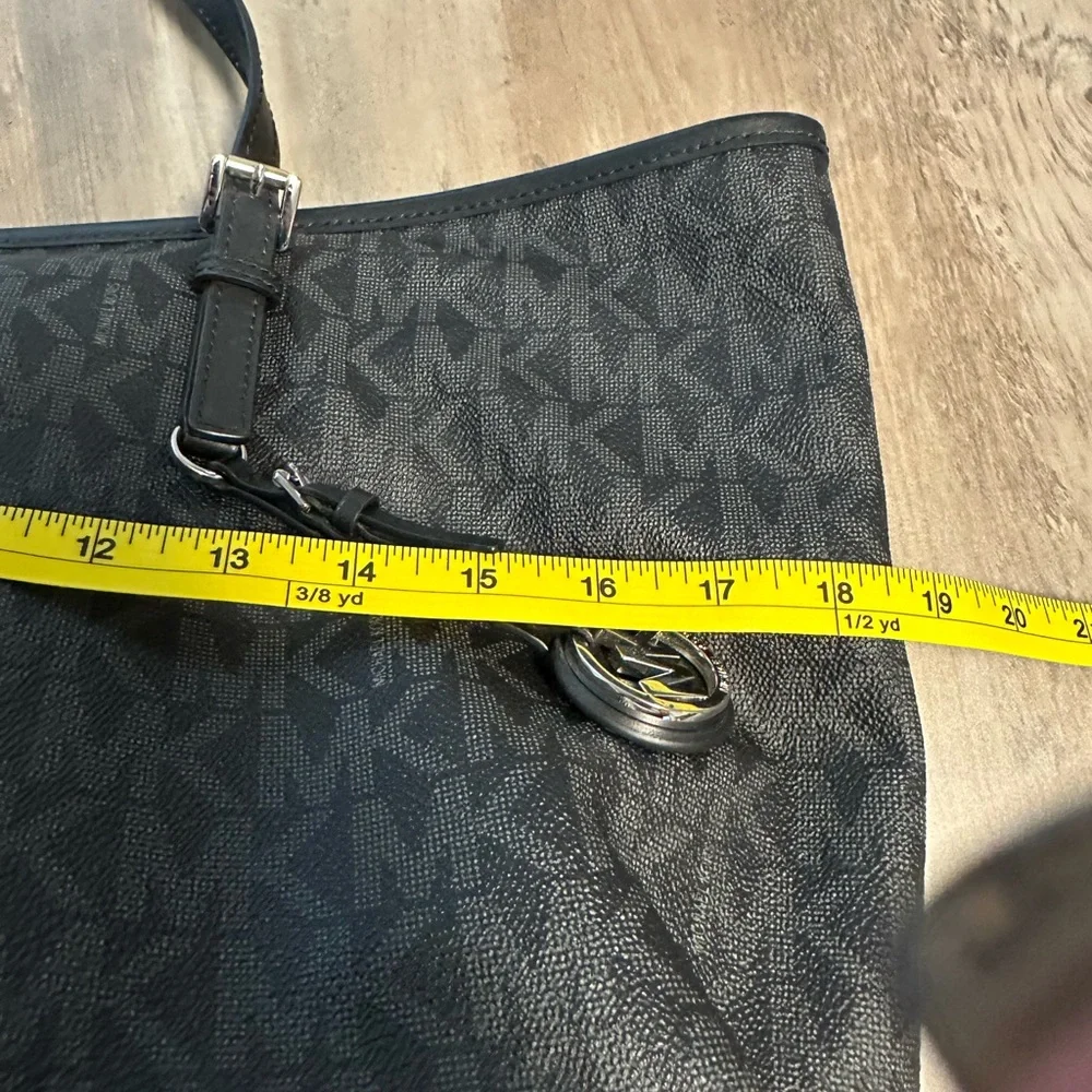 Michael Kors Black Signature Tote - Picture 7 of 9